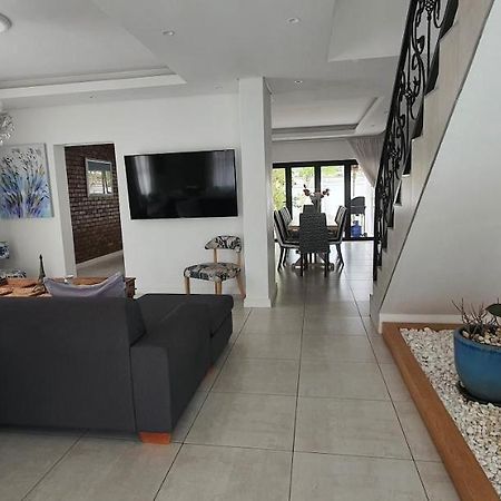 Villa Parisienne Modern Guest House 开普敦 外观 照片