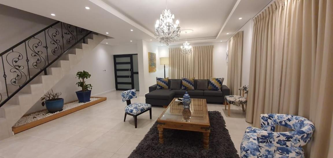 Villa Parisienne Modern Guest House 开普敦 外观 照片