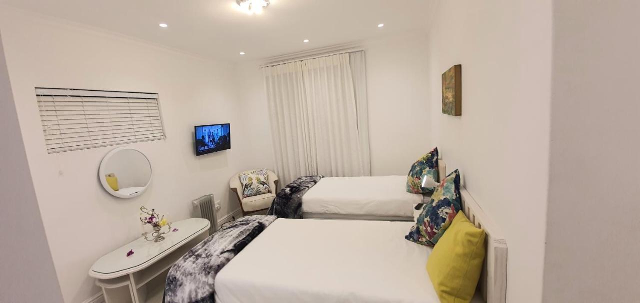 Villa Parisienne Modern Guest House 开普敦 外观 照片